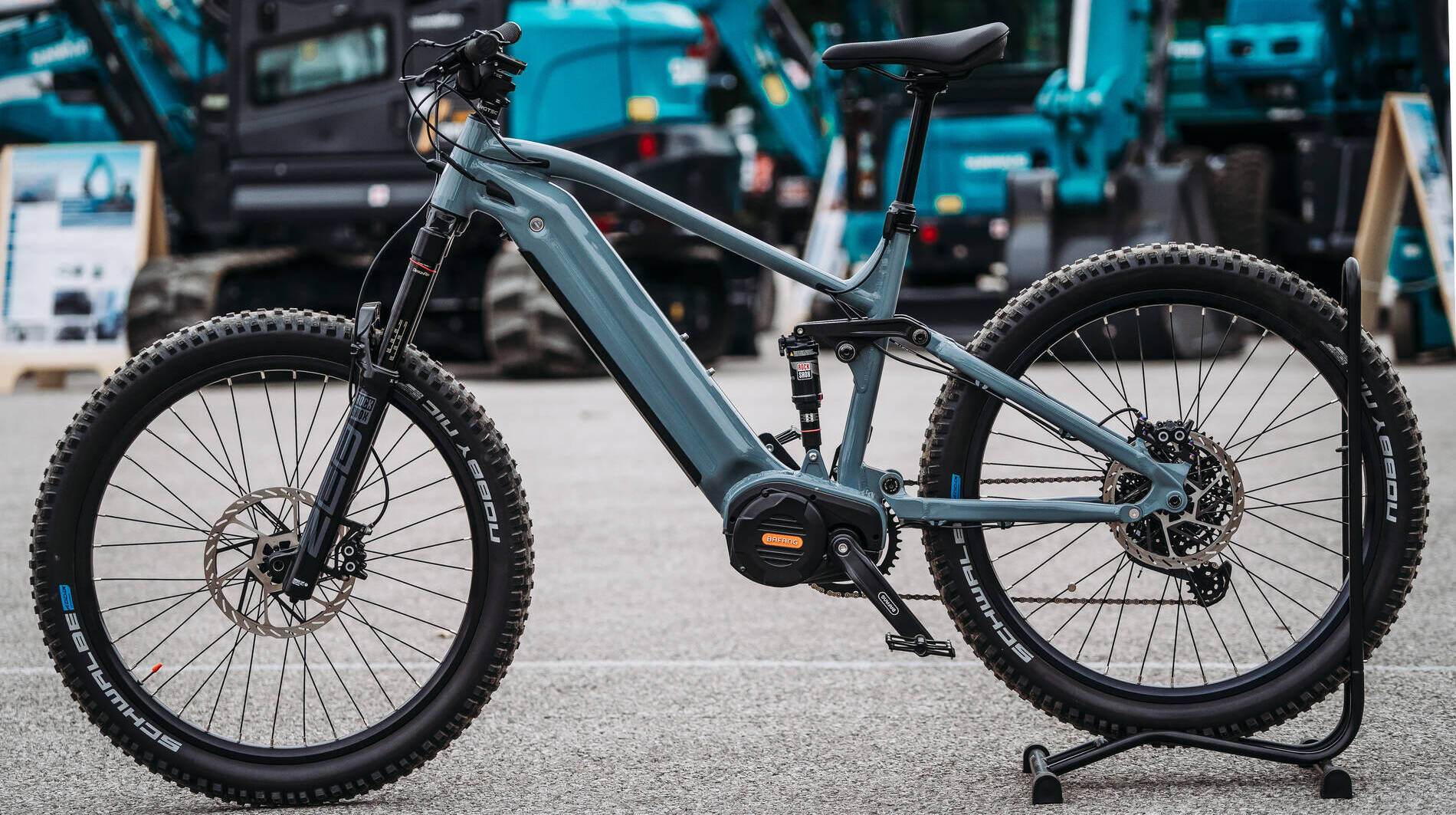 Bull Bikes Električno Kolo